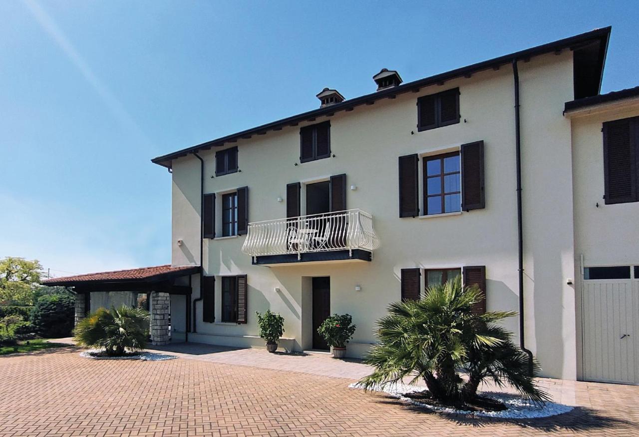 Bed And Breakfast Erilla Centenaro Exterior foto