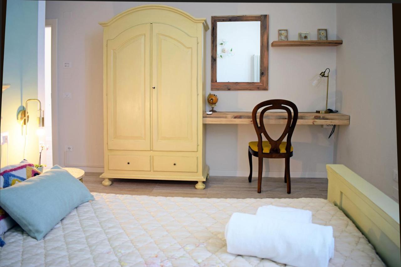 Bed And Breakfast Erilla Centenaro Exterior foto