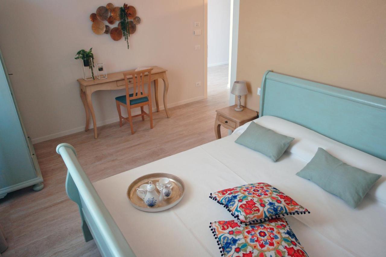 Bed And Breakfast Erilla Centenaro Exterior foto